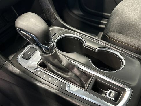 Used 2022 Chevrolet Equinox LT AWD/4WD image 23