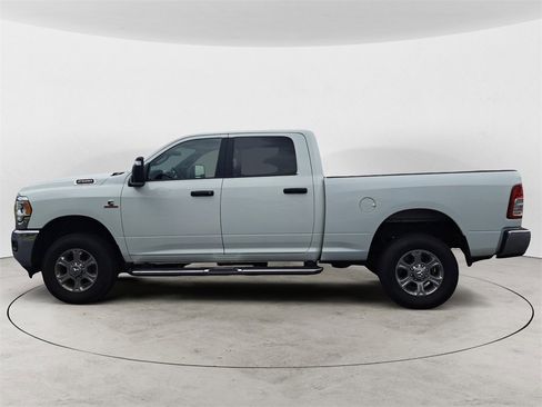 Used 2024 RAM 2500 Big Horn image 6