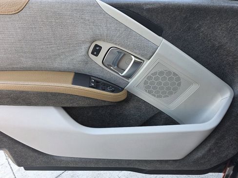 Used 2015 BMW i3 w/ Range Extender image 22