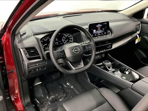 New 2026 Nissan Rogue Dark Armor FWD image 6