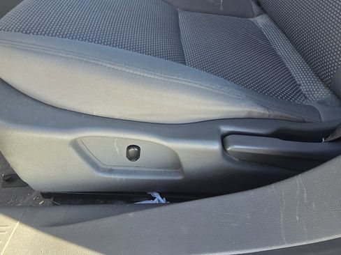 Used 2009 Chevrolet Malibu LS image 16