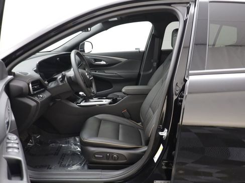 Used 2026 Buick Envista Avenir FWD image 5