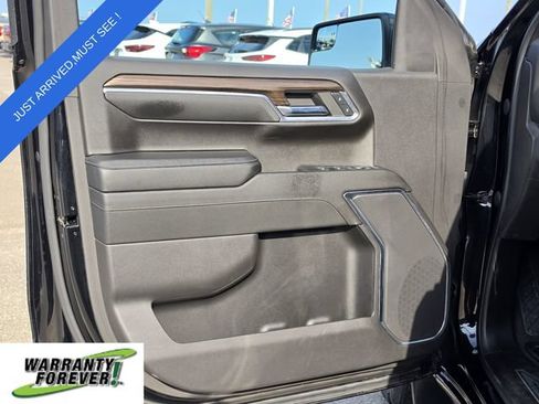 Used 2023 Chevrolet Silverado 1500 RST RWD image 17