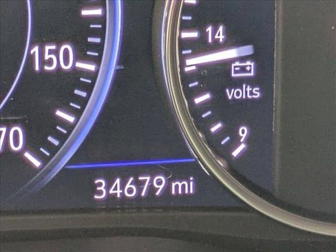 Used 2022 Buick Enclave Premium image 10