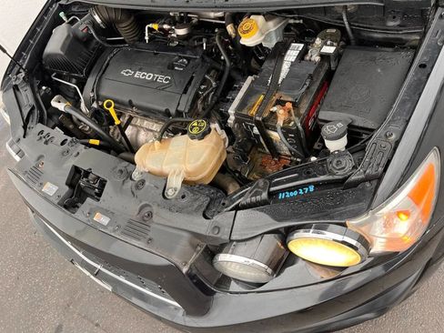 Used 2013 Chevrolet Sonic LT FWD image 9