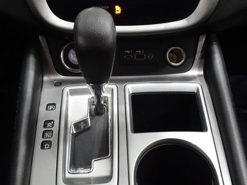 Used 2019 Nissan Murano S image 36