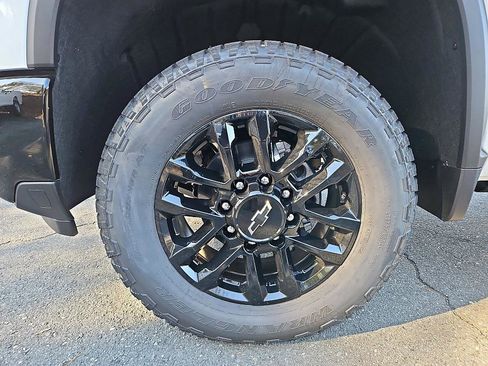 New 2026 Chevrolet Silverado 2500 LT w/ Trail Boss Package image 9