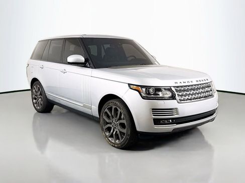 Used 2014 Land Rover Range Rover Supercharged image 2