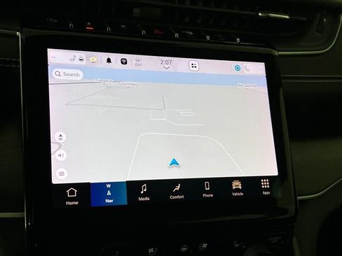 Used 2023 Jeep Grand Cherokee Limited w/ Luxury Tech Group II image 31