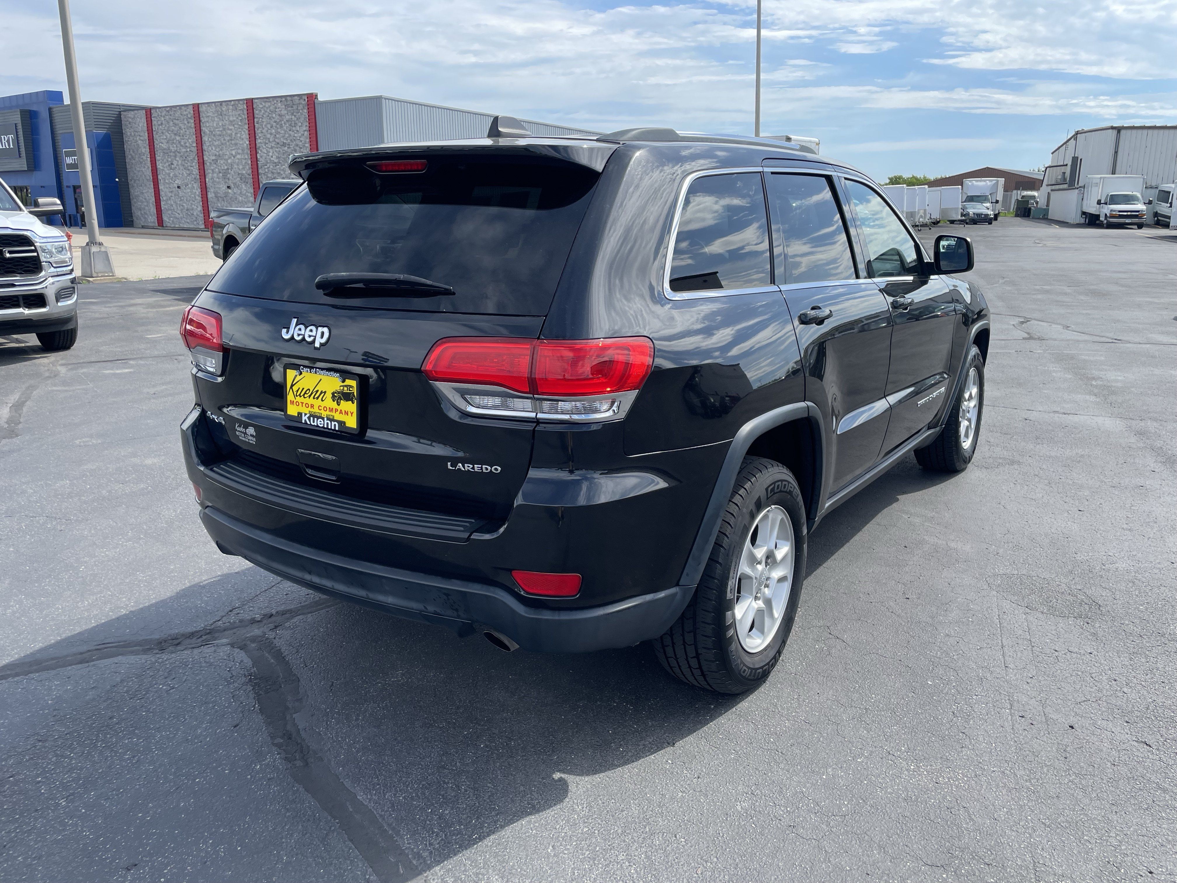 Used 2015 Jeep Grand Cherokee Laredo w/ Quick Order Package 23E AWD/4WD image 8