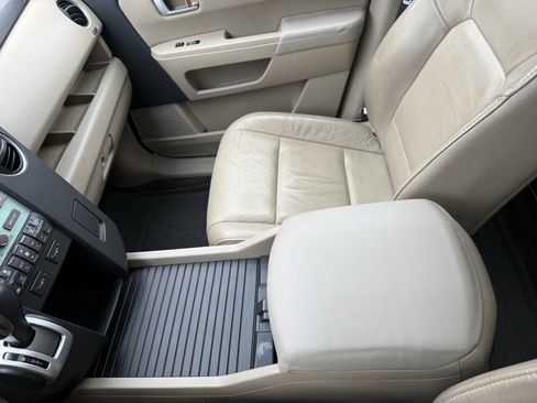 Used 2011 Honda Pilot EX-L image 24