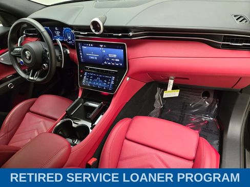 Used 2025 Maserati Grecale Modena AWD/4WD image 24