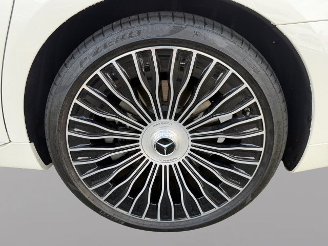 Used 2023 Mercedes-Benz Maybach S 580 4MATIC image 8