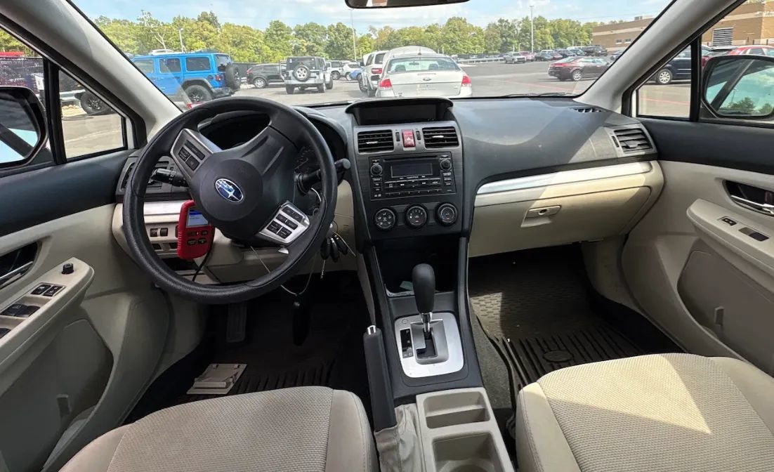 Used 2014 Subaru Crosstrek 2.0i Premium AWD/4WD image 9