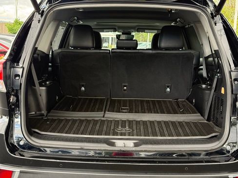 Used 2019 Toyota Highlander Limited AWD/4WD image 11