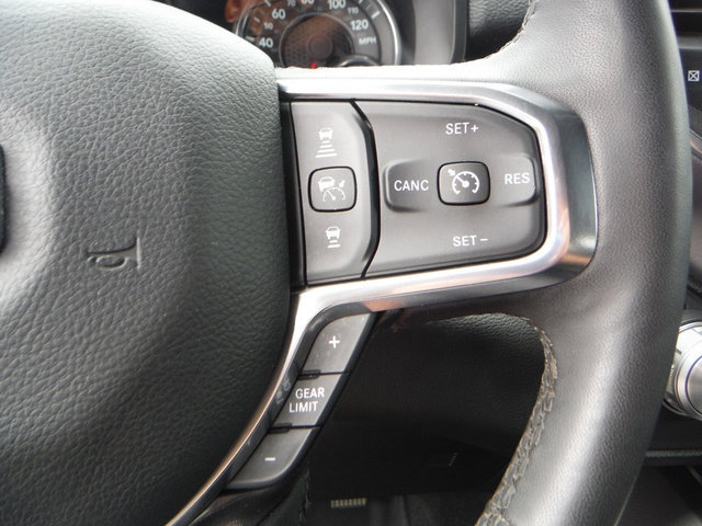 Used 2025 RAM 1500 Laramie AWD/4WD image 31