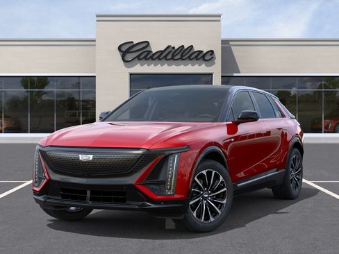 New 2026 Cadillac Lyriq Sport AWD/4WD image 36