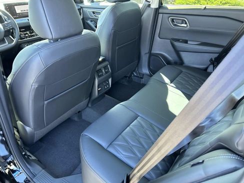 New 2026 Nissan Rogue Platinum w/ Platinum Premium Package AWD/4WD image 20