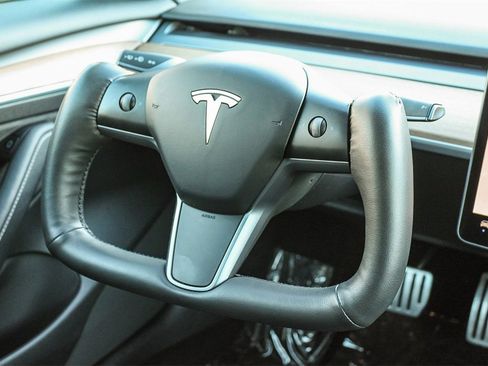 Used 2023 Tesla Model 3 Performance image 19