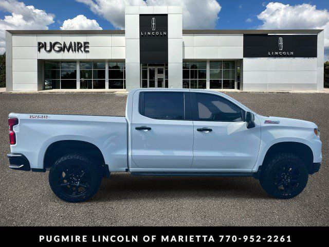 Used 2023 Chevrolet Silverado 1500 LT Trail Boss w/ Convenience Package II AWD/4WD image 8