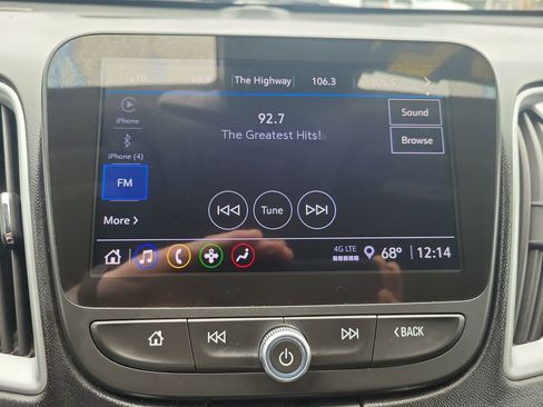 Used 2023 Chevrolet Malibu LT image 18