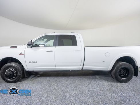 Used 2021 RAM 3500 Laramie AWD/4WD image 4