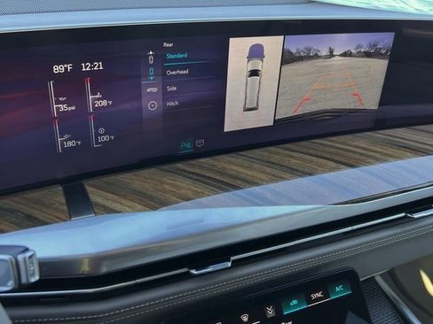 Certified 2025 Cadillac Escalade ESV Sport Platinum w/ LPO, ONYX Package image 18