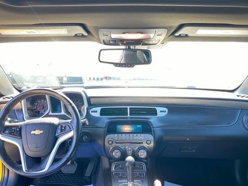 Used 2012 Chevrolet Camaro LT RWD image 17