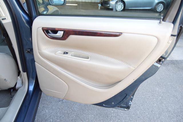 Used 2005 Volvo XC70 AWD/4WD image 52