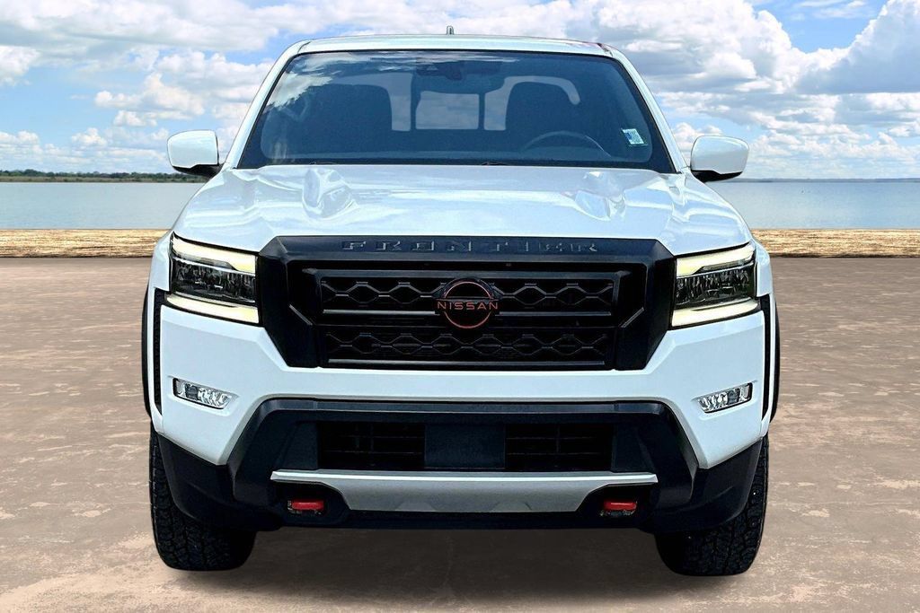 Used 2022 Nissan Frontier Pro-X w/ Technology Package RWD image 2