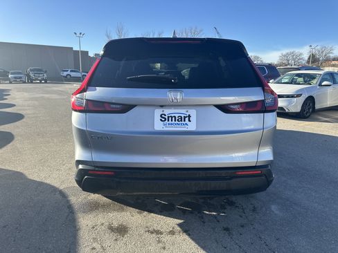 Used 2025 Honda CR-V EX-L image 9