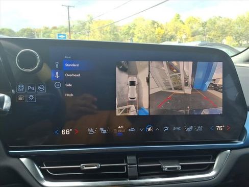 New 2025 Chevrolet Equinox EV LT w/ Convenience Package II image 15