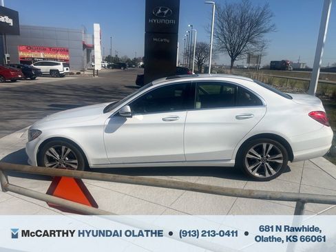 Used 2018 Mercedes-Benz C 300 4MATIC Sedan image 8