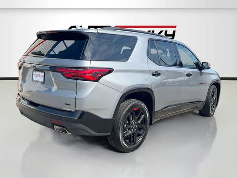 Used 2023 Chevrolet Traverse Premier w/ Redline Edition AWD/4WD image 7