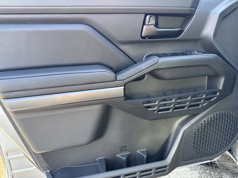 Used 2025 Toyota Tacoma SR5 image 13