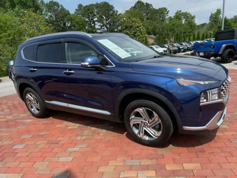 Used 2022 Hyundai Santa Fe SEL w/ Convenience + Premium Package FWD image 3