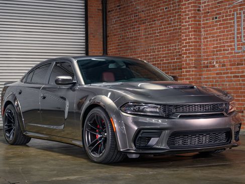 Used 2020 Dodge Charger SRT Hellcat w/ Harman/Kardon Audio Group image 11