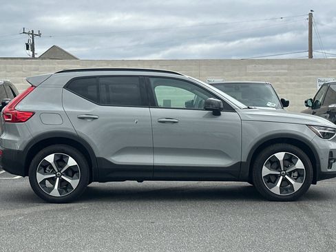 New 2026 Volvo XC40 B5 Plus w/ Protection Package Premier image 6