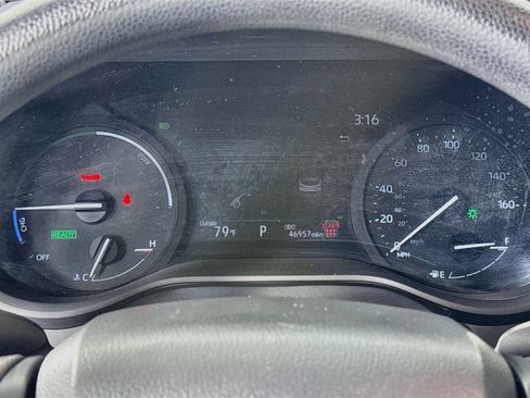 Certified 2025 Toyota Sienna LE FWD image 12