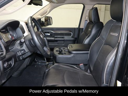 Used 2022 RAM 2500 Laramie AWD/4WD image 14