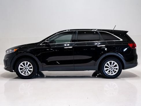Used 2019 Kia Sorento L FWD image 27