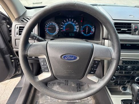 Used 2010 Ford Fusion SE FWD image 13