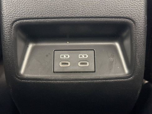 Used 2024 Toyota Corolla LE FWD image 31