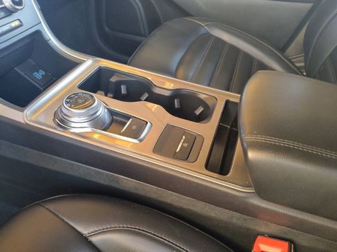 Used 2024 Ford Edge SEL image 26