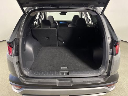 Certified 2025 Hyundai Tucson SEL AWD/4WD image 10