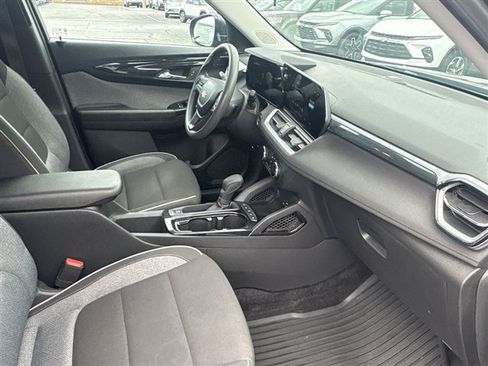 Certified 2024 Chevrolet TrailBlazer LS w/ LS Convenience Package FWD image 27
