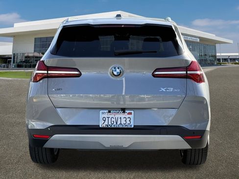 Used 2025 BMW X3 xDrive30i w/ Premium Package image 9
