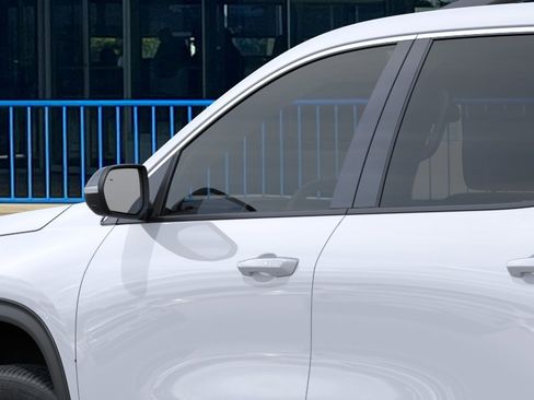 New 2026 Chevrolet Traverse LT FWD image 12