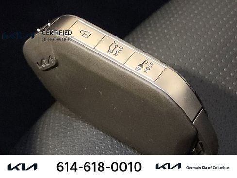 Used 2025 Kia Telluride EX w/ EX Captain's Chair Package image 35