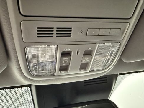 Used 2022 Honda CR-V EX-L image 37